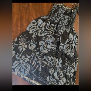 Winnie Fashion Woman Hawaiian Dress Made in Hawaii